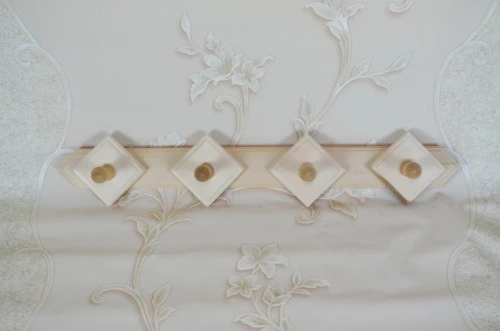 Вешалка ЙО Каприз